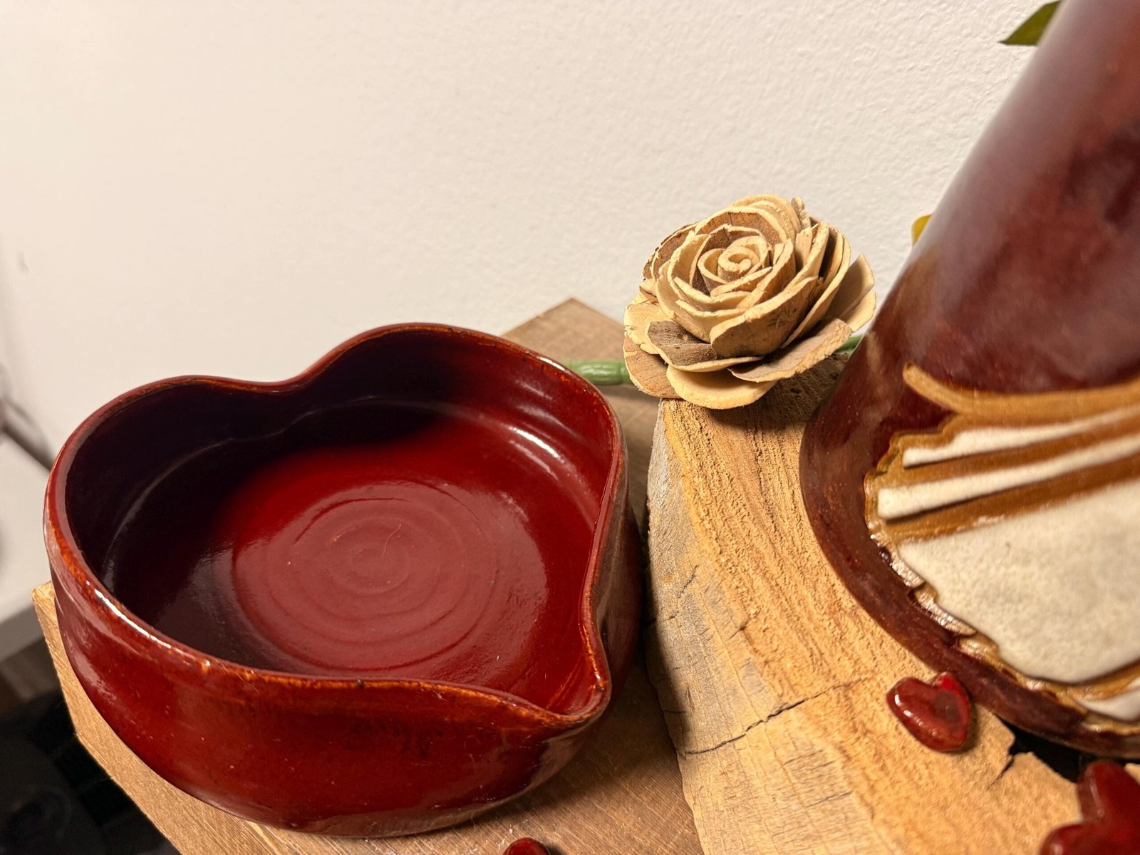 Artisan curated wedding gift set couple. Vase heart bowl and happy home. - Image 2