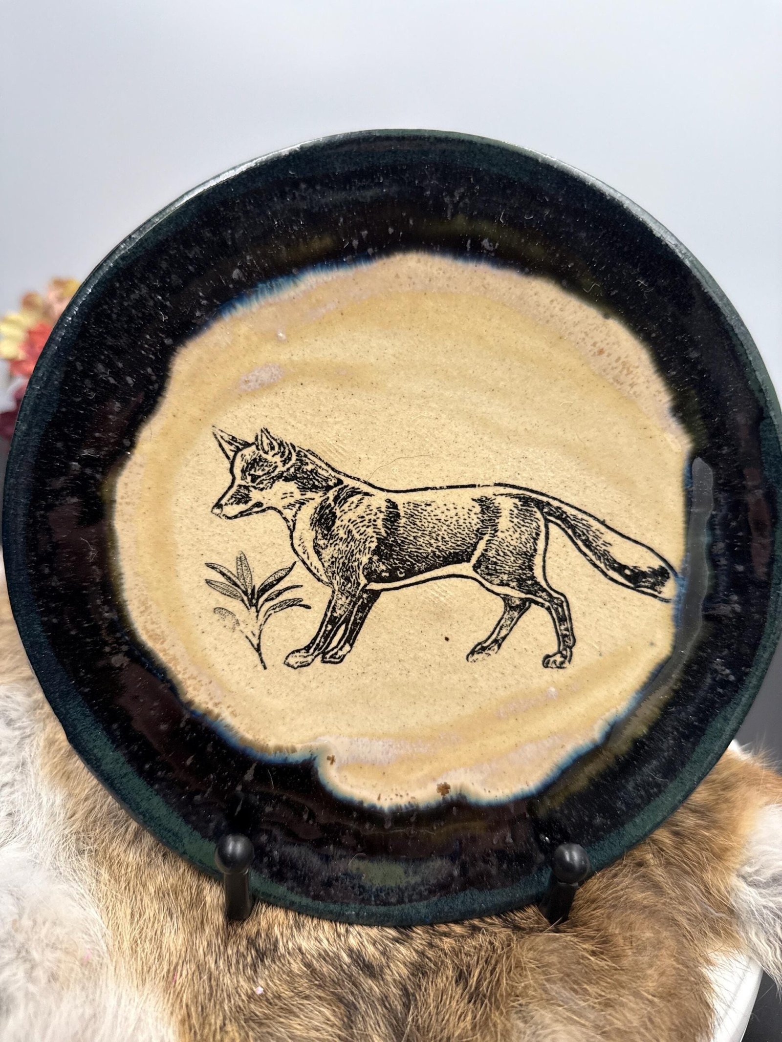Handcrafted Stoneware Fox Plate, Forest Core Decor (7 inch )